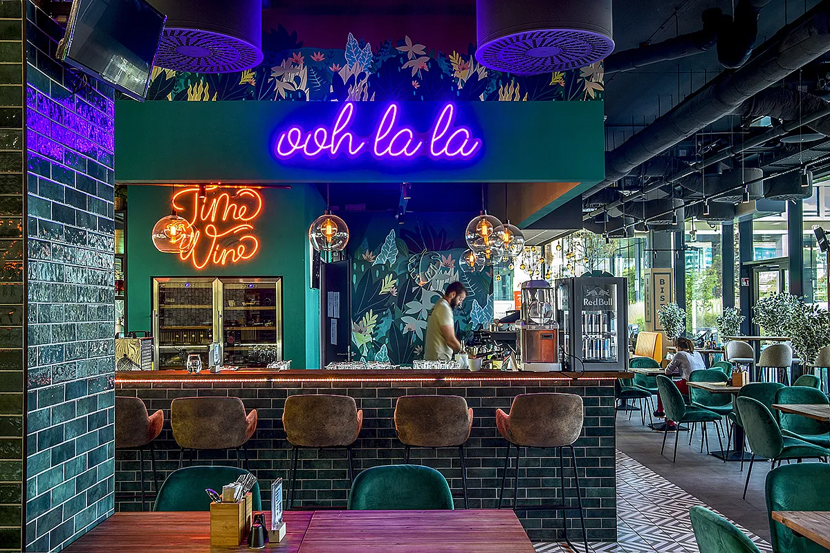 Buena World Kitchen and Bar