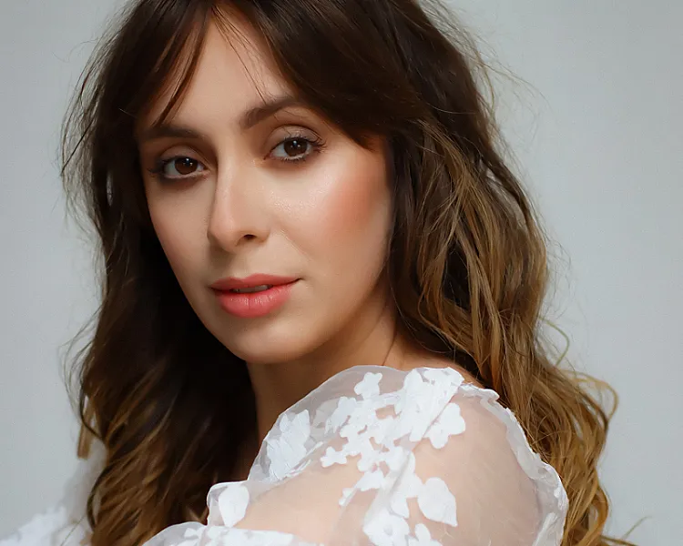LauArt MakeUp Studio- esküvői sminkes