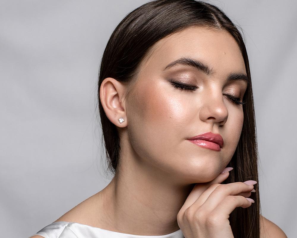 LauArt MakeUp Studio- esküvői sminkes