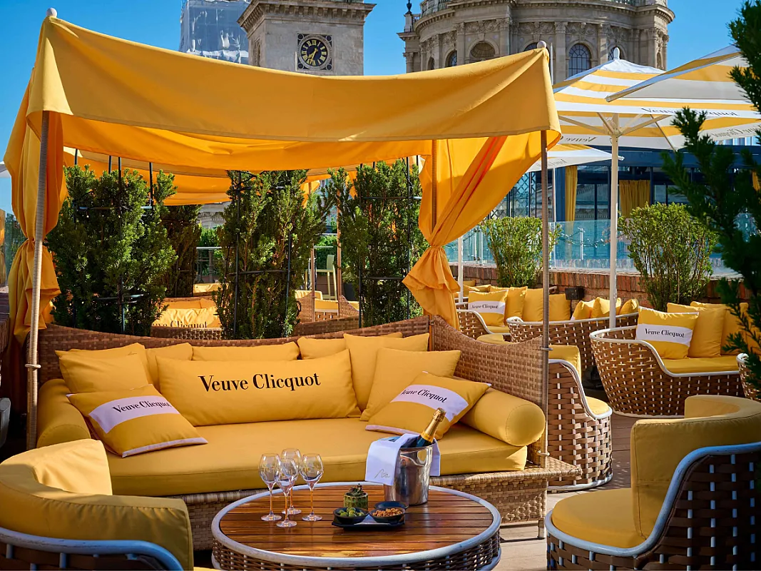 Aria Hotel Budapest by Library Hotel Collection