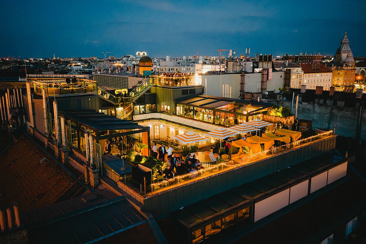 Aria Hotel Budapest by Library Hotel Collection