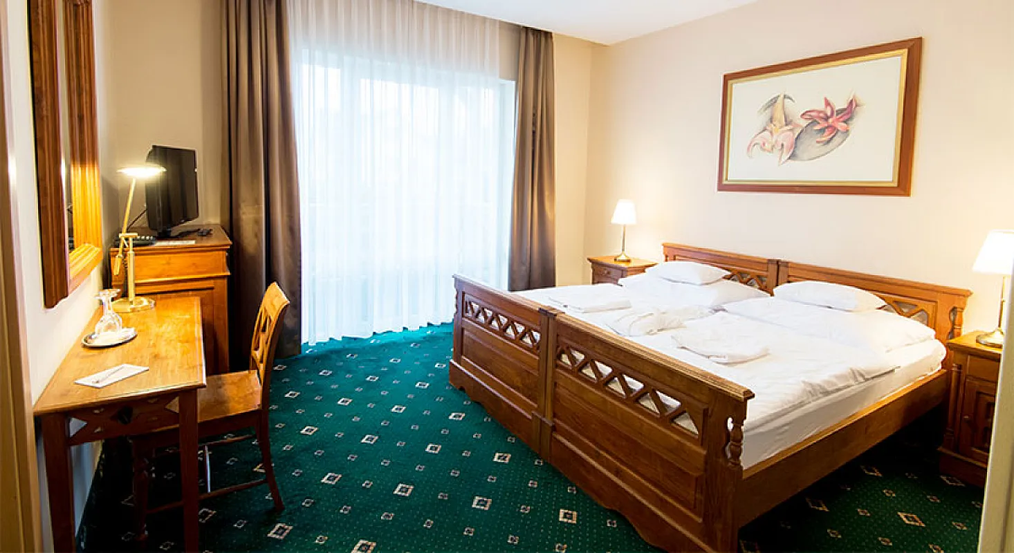 Orchidea Hotel Lipót