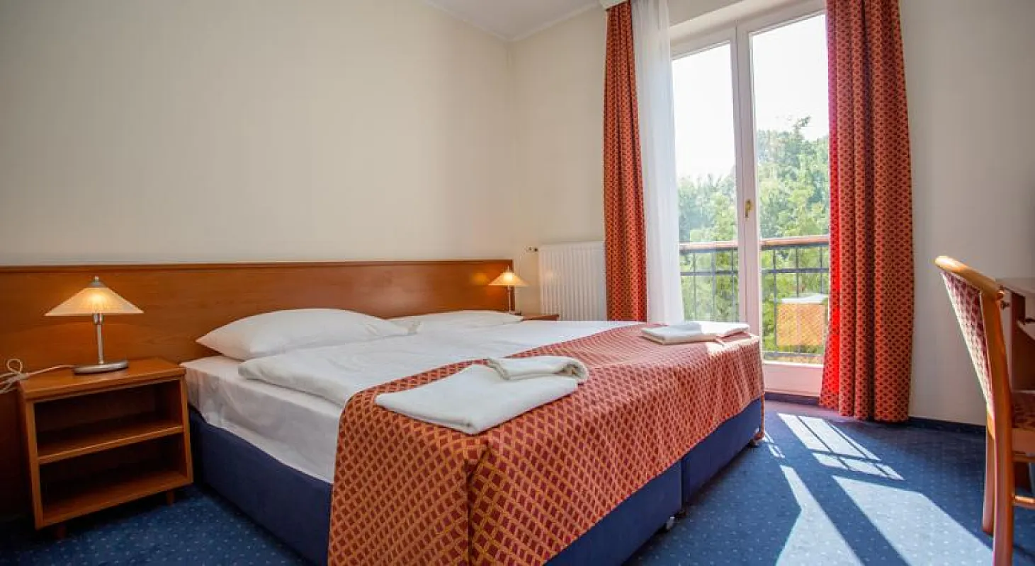 Hotel Főnix Szálloda és Tréningközpont