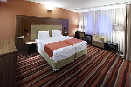 Hotel Makár