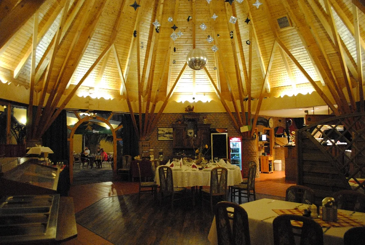 Hotel Makár