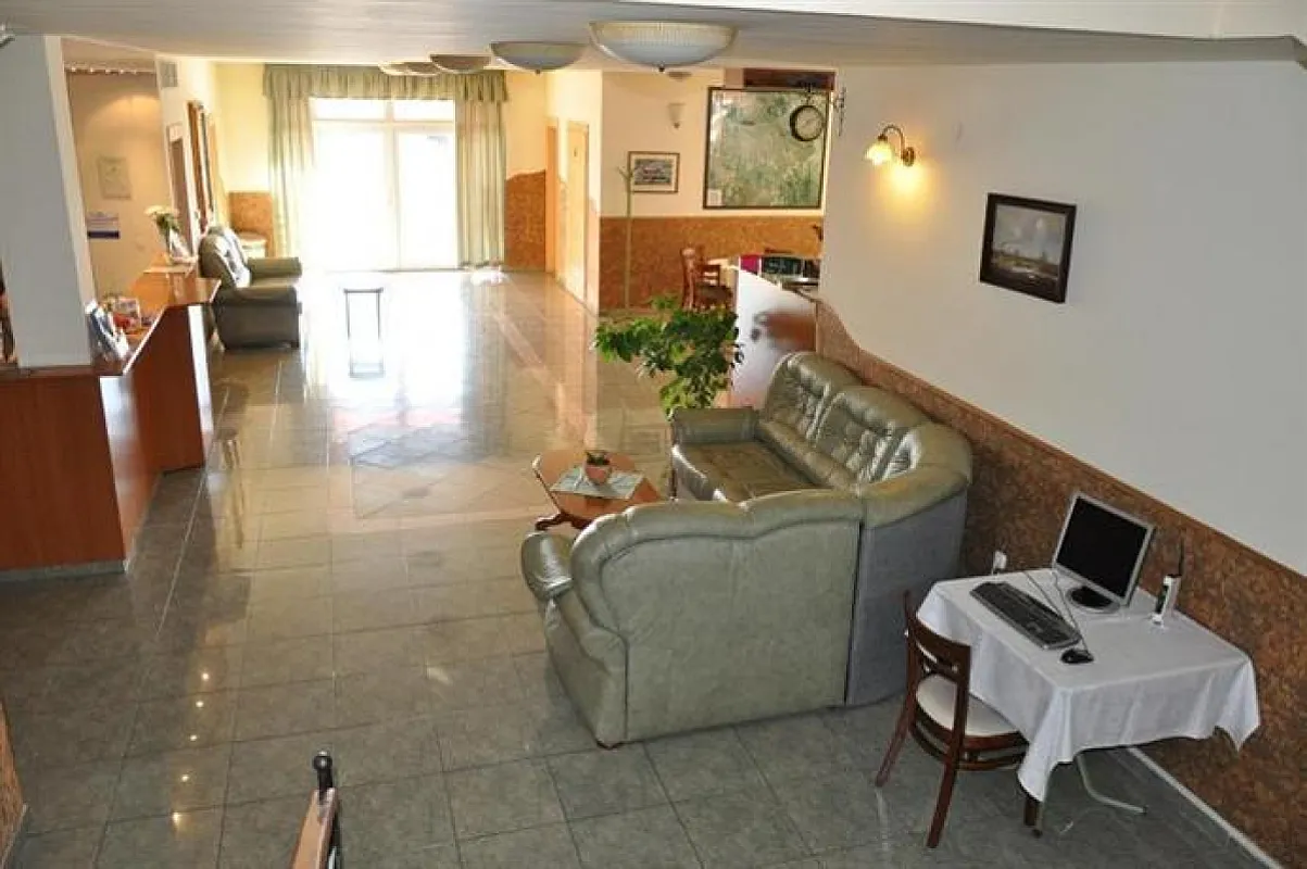 Hotel Platán
