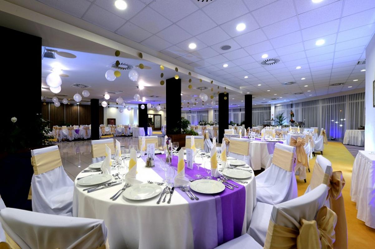 Hunguest Hotel Forrás