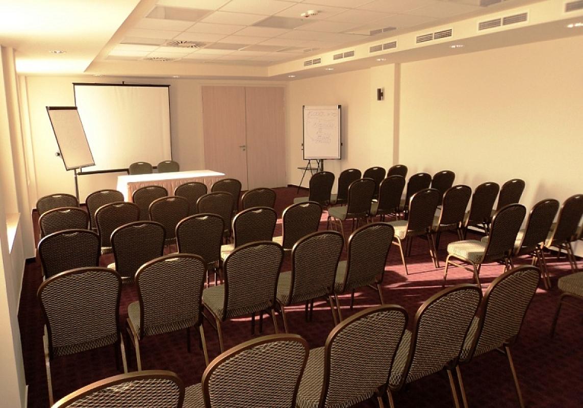 Hunguest Hotel Forrás