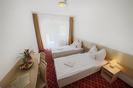 Két Korona Konferencia és Wellness Hotel