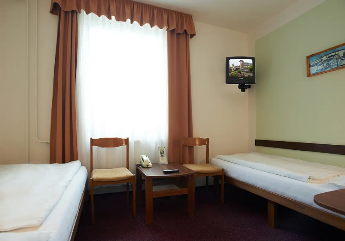 Komfort Hotel Platán