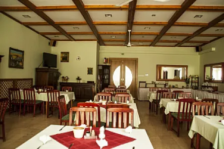 Komfort Hotel Platán