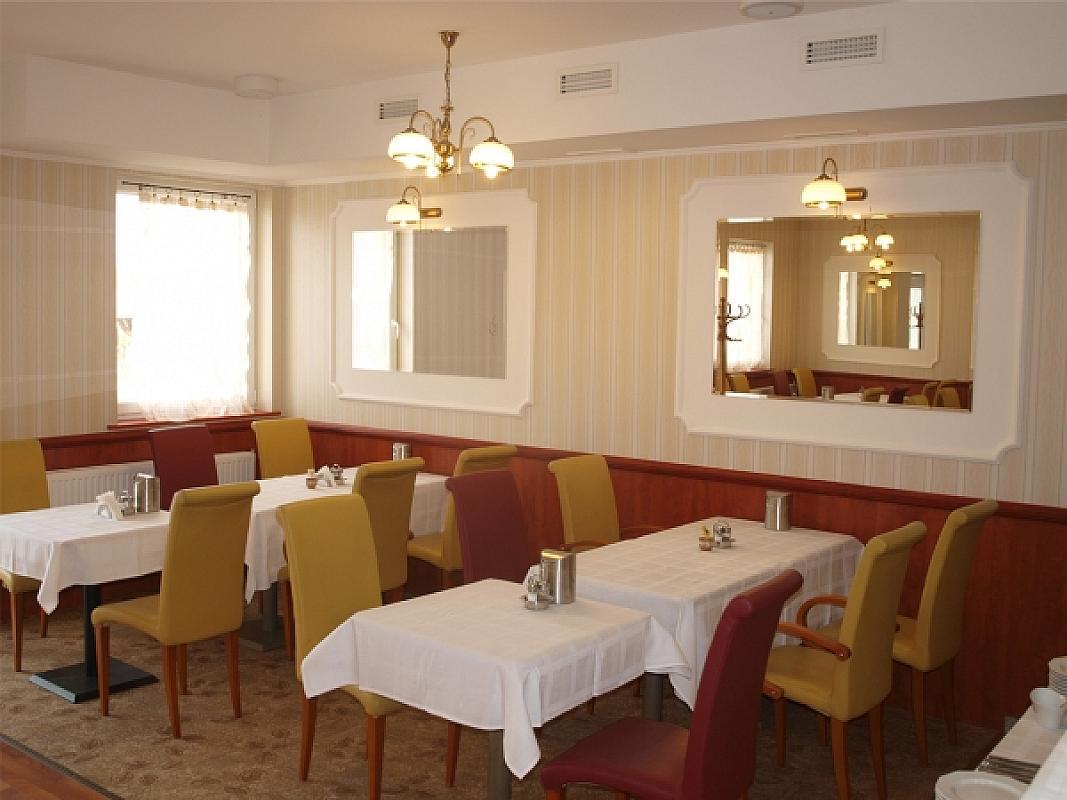 Liza Aqua & Conference Hotel