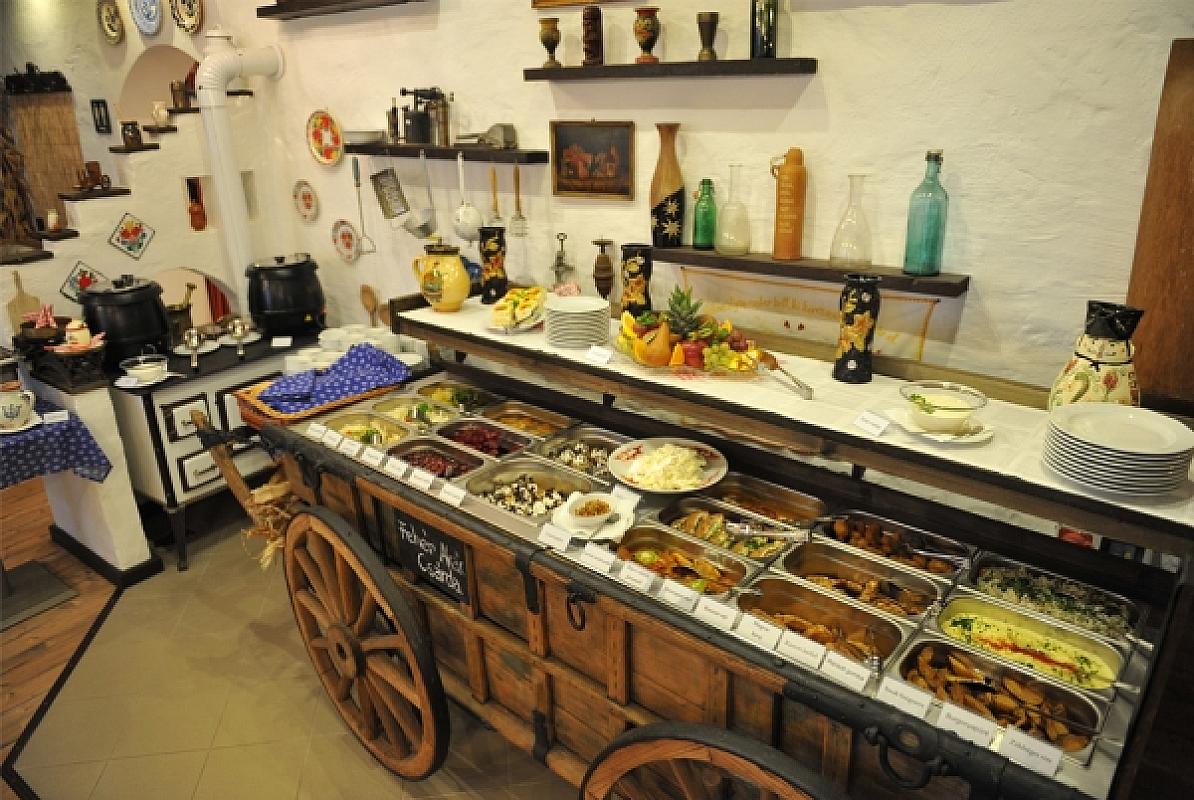 Liza Aqua & Conference Hotel