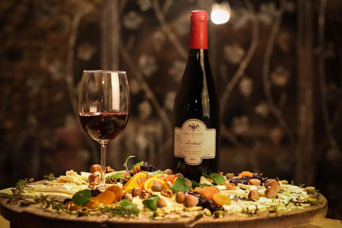 Pincelakat Borház és Szálloda