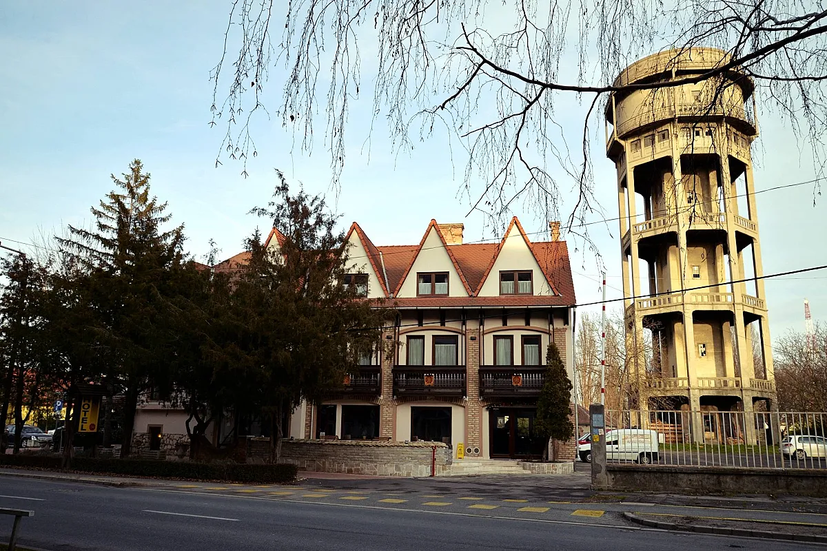 Révész Hotel