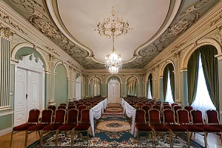 Tisza Hotel