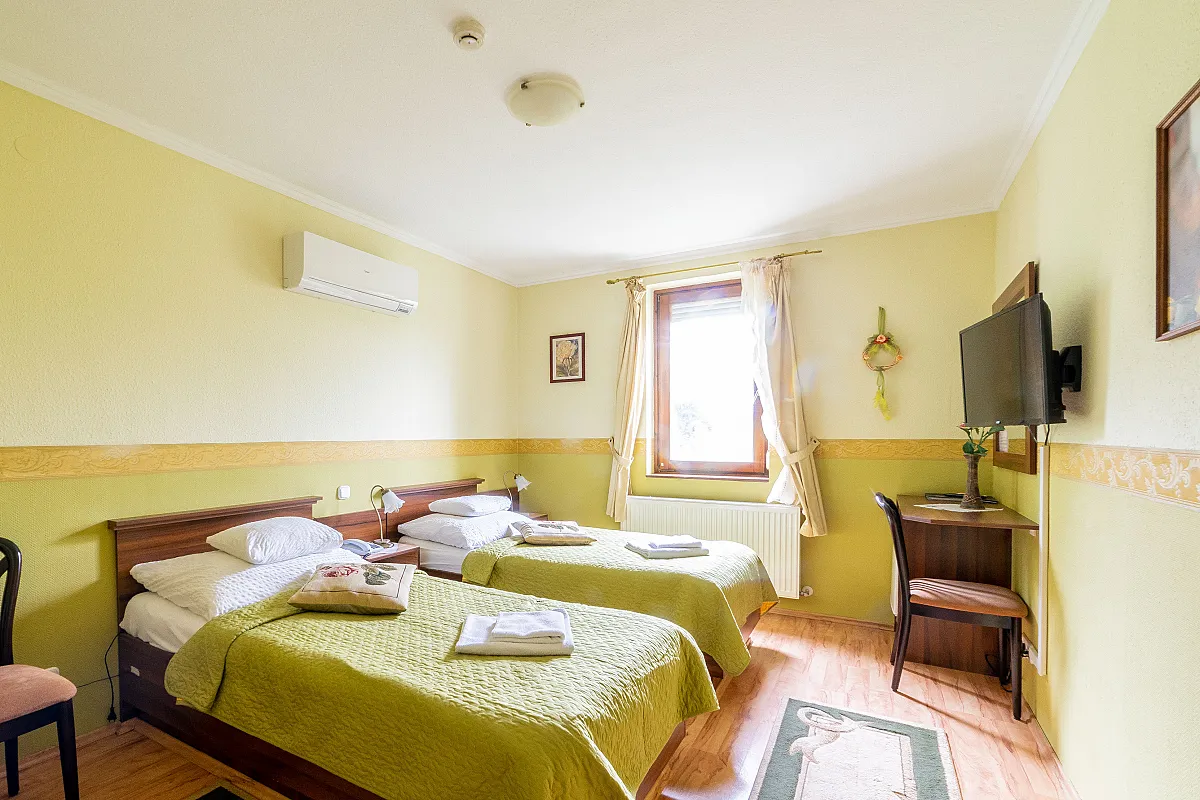 Le Rose Hotel