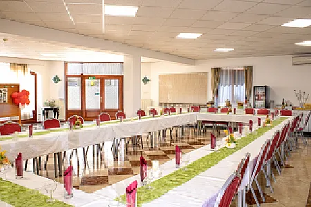 Le Rose Hotel