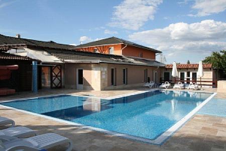 Bagolyvár Étterem & Vendégház & Wellness