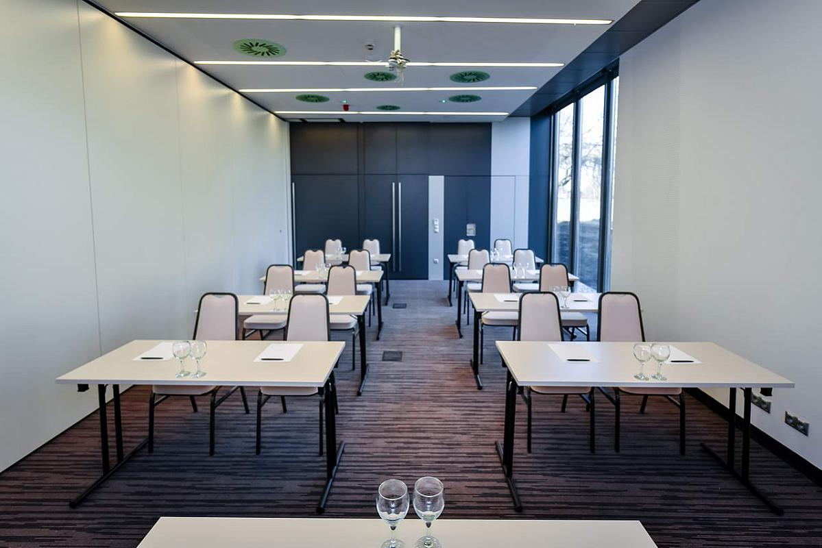 Best Western Plus Lakeside Hotel