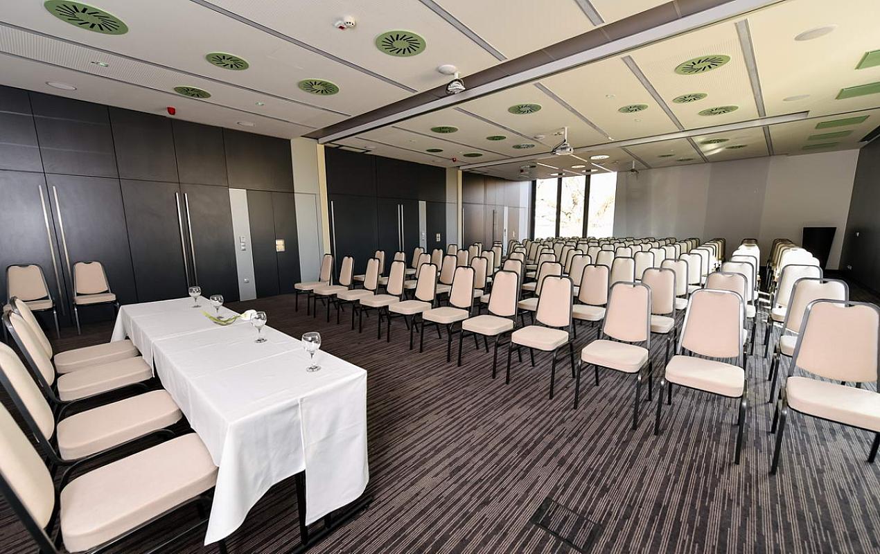 Best Western Plus Lakeside Hotel