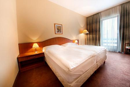 Kristály Imperial Hotel