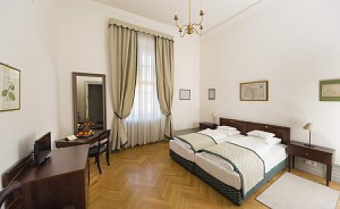 Károlyi Kastély és Rendezvényközpont