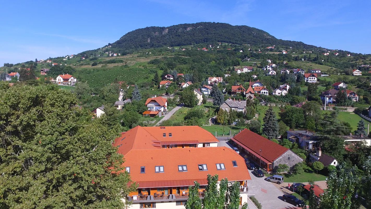 Hotel Halászkert