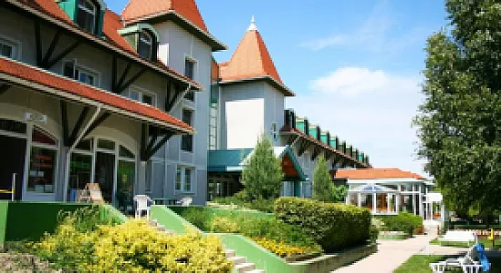 Thermal Hotel