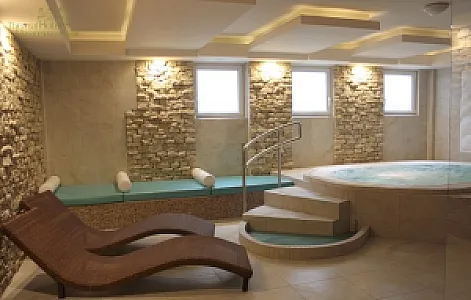 Thermal Hotel