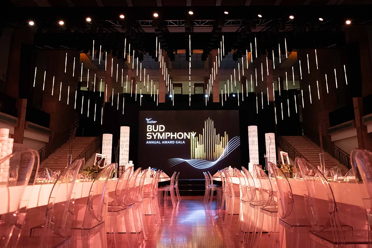 TERMINAL 1 Airport Event Center