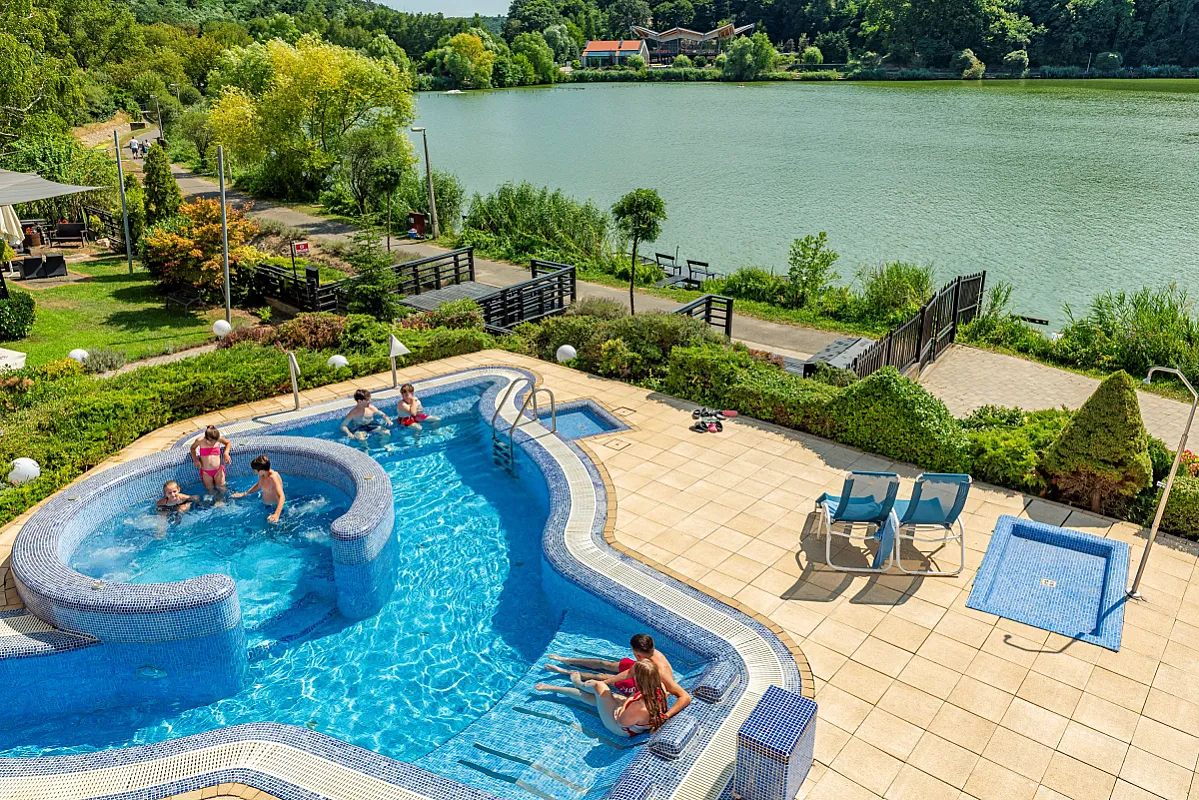 Tó Wellness Hotel