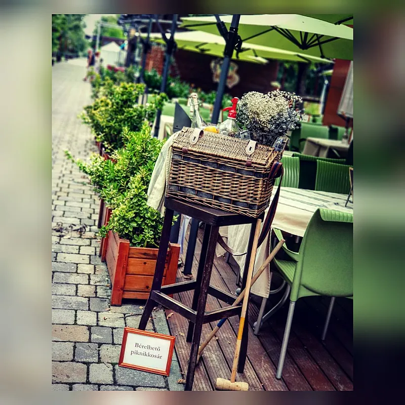Piknik kosár, kitelepülés
