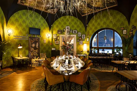 Városliget Café & Restaurant