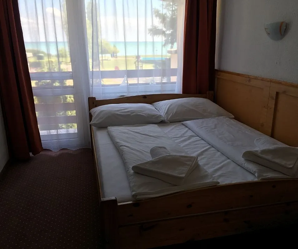 Nereus Park Hotel