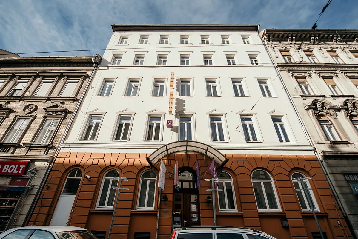 Star City Hotel
