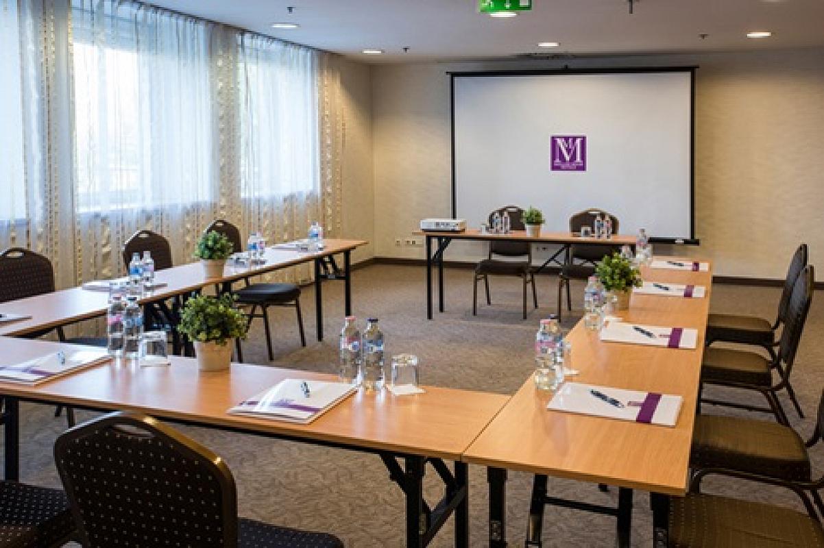 Expo Tower by Mellow Mood Hotels  tréning helyszín