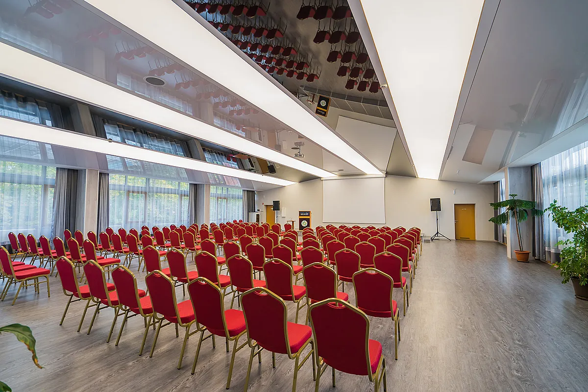 SunGarden Wellness & Conference Hotel