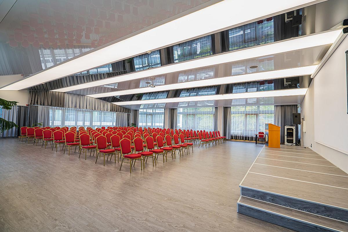 SunGarden Wellness & Conference Hotel