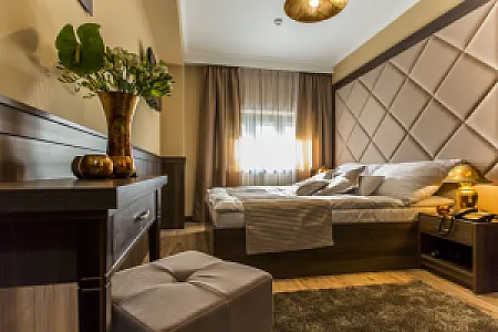 Komló Hotel Gyula