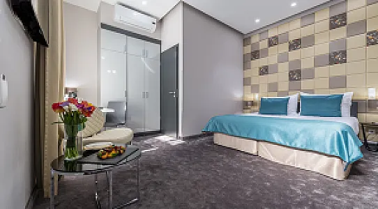 Hotel President