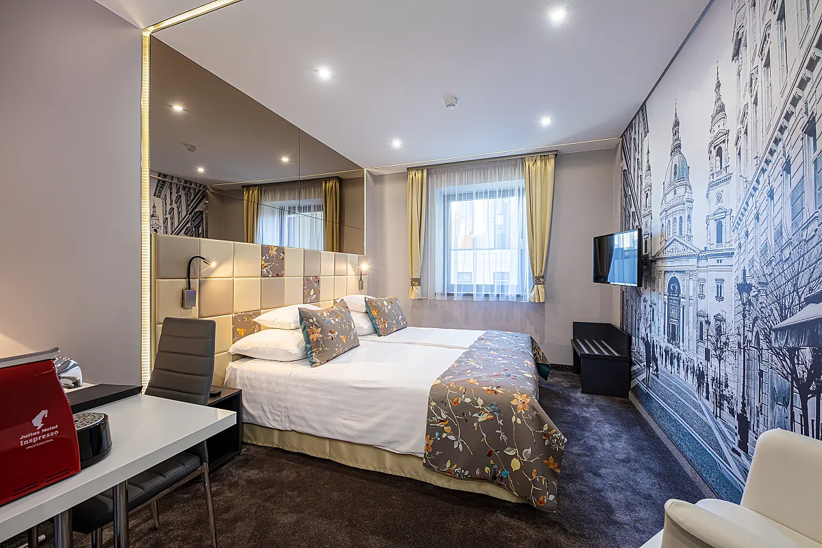 Hotel President