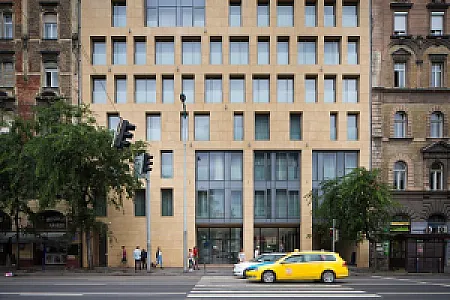 Akeah Verdi Budapest