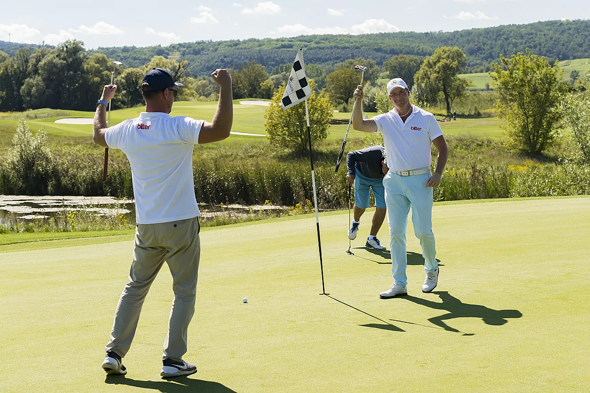 Golfoktatás