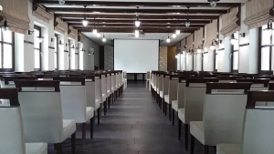 Varga Tanya Hotel, Konferencia és Szabadidő Központ