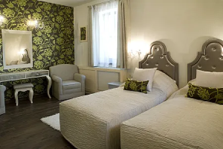 Varga Tanya Hotel, Konferencia és Szabadidő Központ