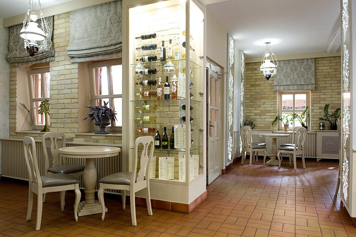 Varga Tanya Hotel, Konferencia és Szabadidőközpont