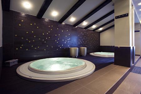 Varga Tanya Hotel, Konferencia és Szabadidőközpont