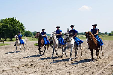 Varga Tanya Hotel, Konferencia és Szabadidőközpont