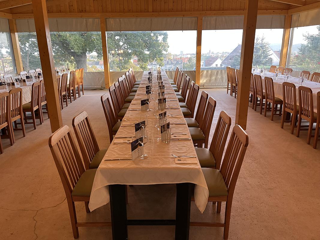 Borkert fedett terasz